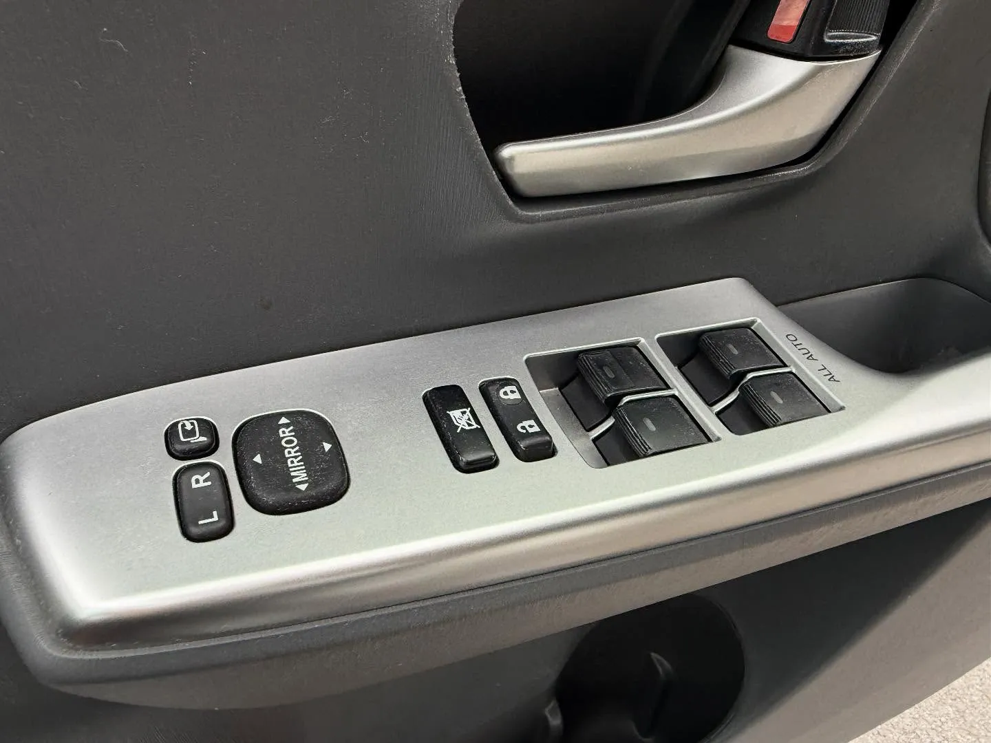 ────────────────────────