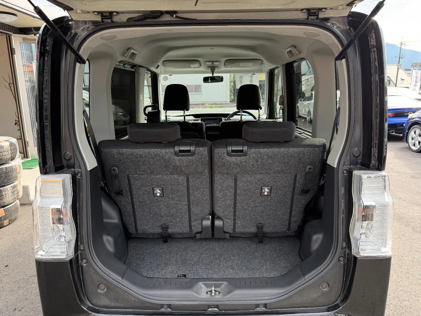 ────────────────────────