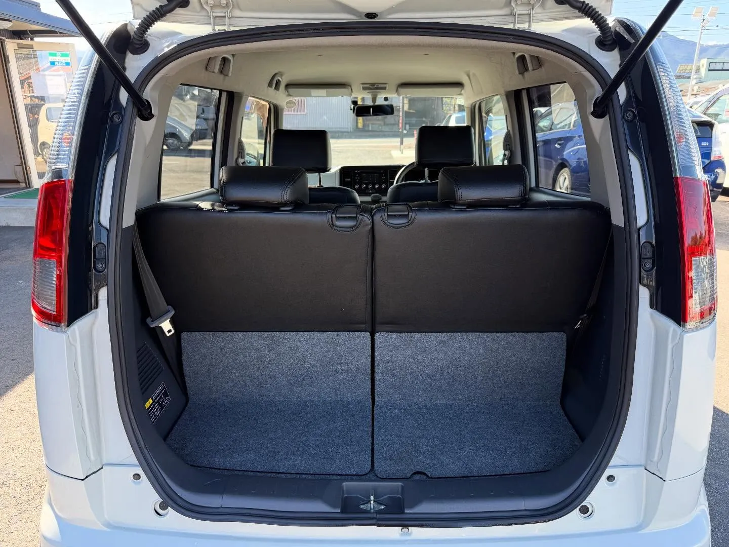 ────────────────────────