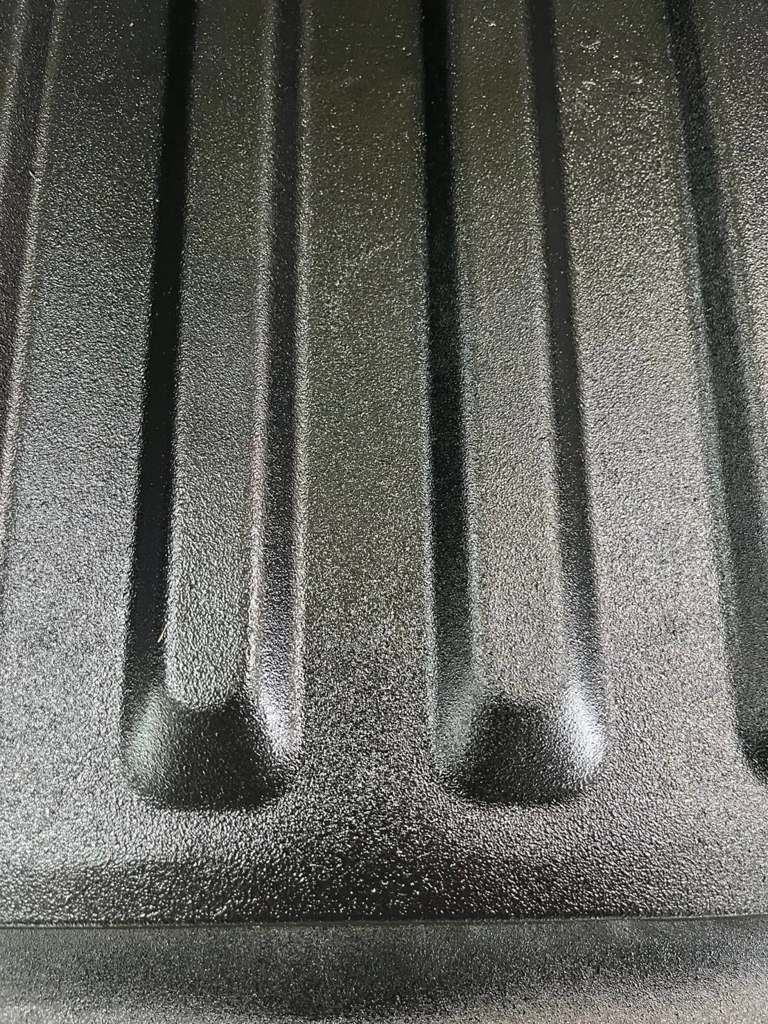 ラプターライナー塗装の紹介です👨‍🔧