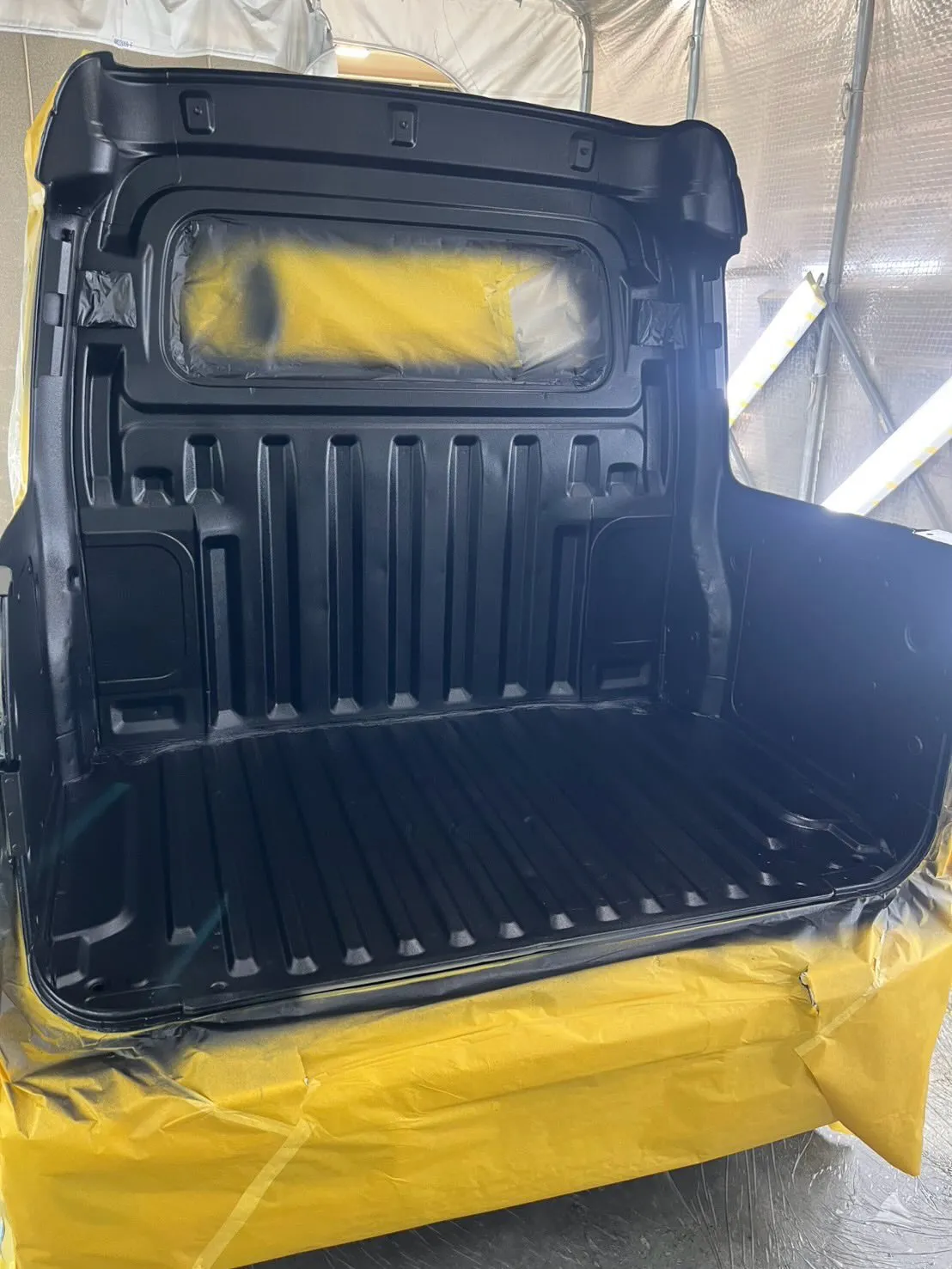 ラプターライナー塗装の紹介です👨‍🔧