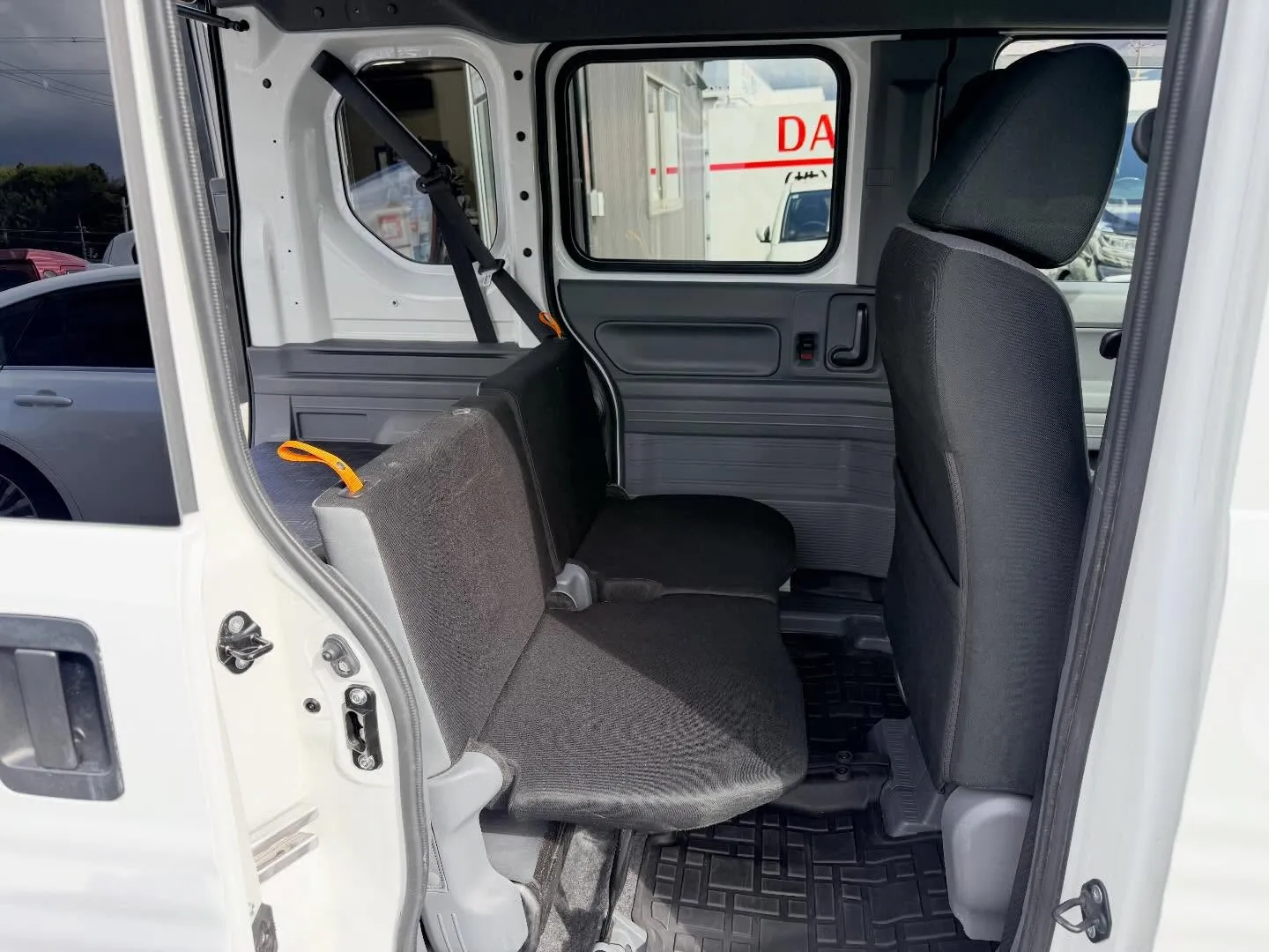 ────────────────────────