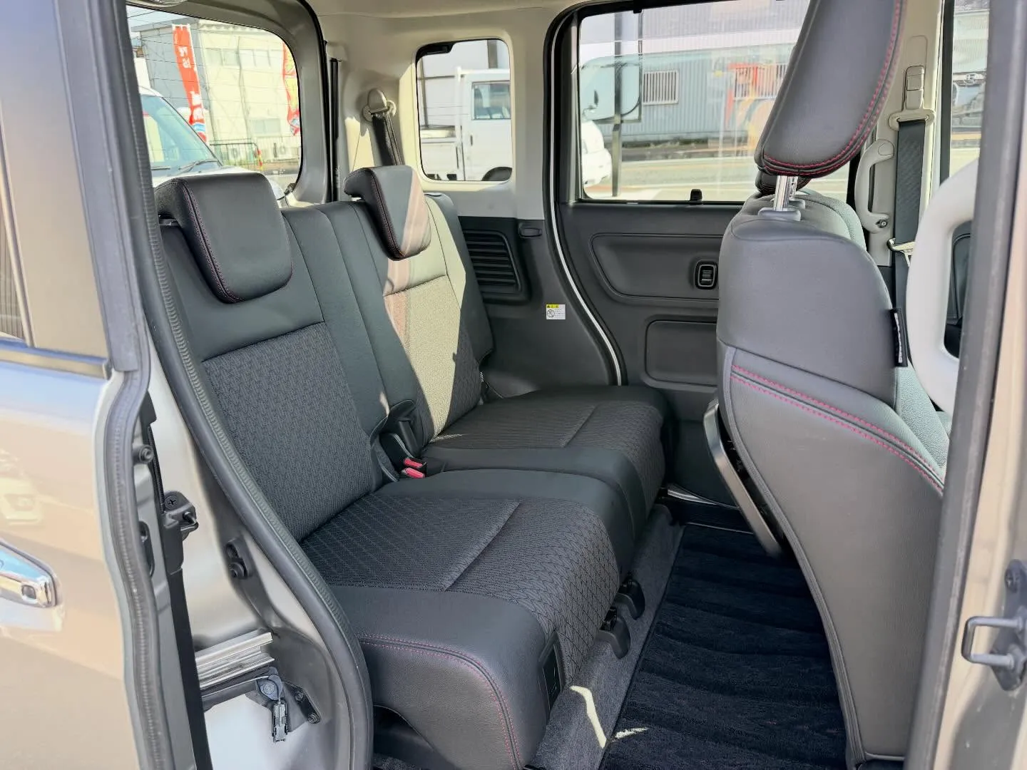 ────────────────────────