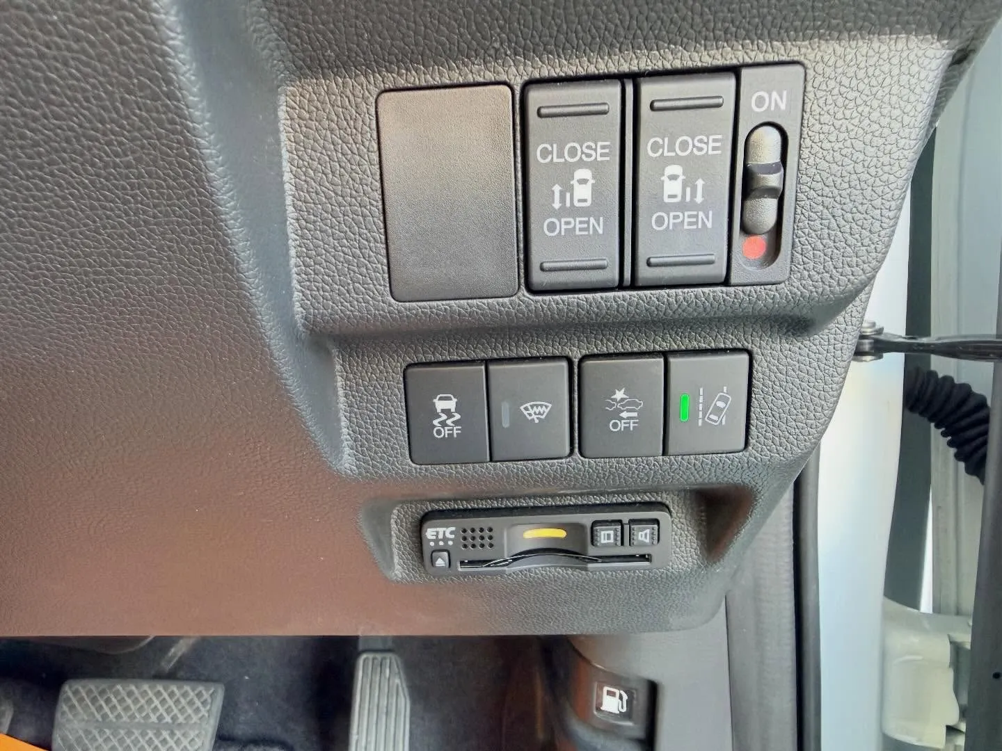 ────────────────────────