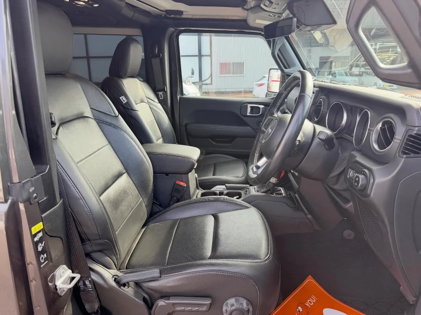 ────────────────────────