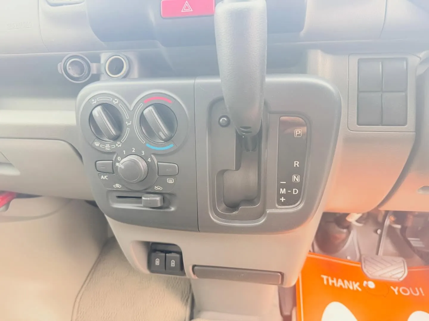 ニッサン NV100クリッパーバン DX