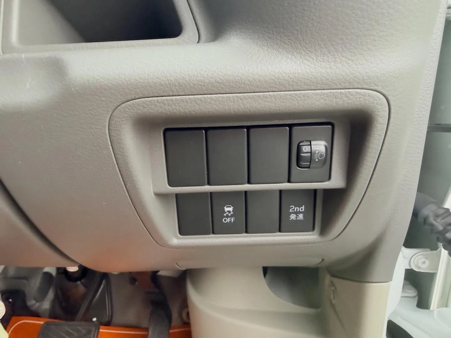 ニッサン NV100クリッパーバン DX